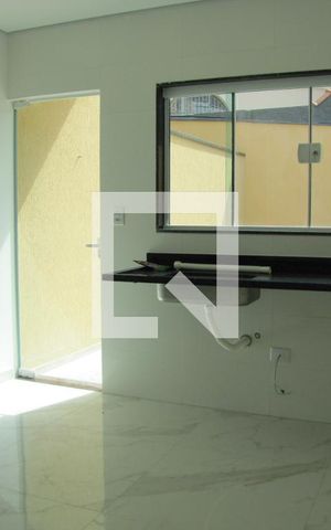 Casa à venda com 98m², 2 quartos e 2 vagasCozinha