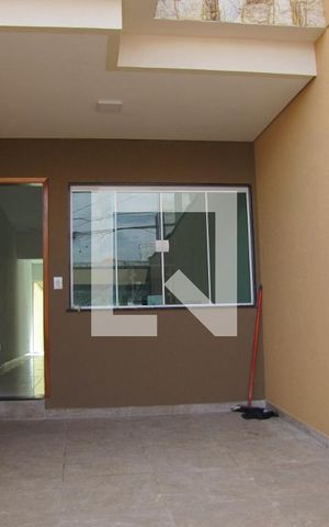 Casa à venda com 98m², 2 quartos e 2 vagasGaragem 