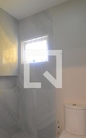 Casa para alugar com 375m², 4 quartos e 2 vagasBanheiro da Suíte