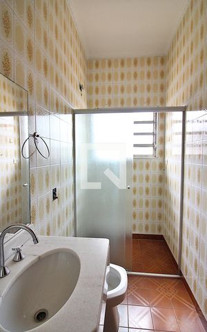 Casa à venda com 180m², 4 quartos e 2 vagasBanheiro Social 2