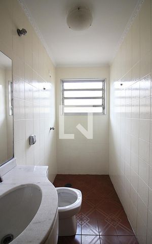 Casa à venda com 180m², 4 quartos e 2 vagasBanheiro Social 1