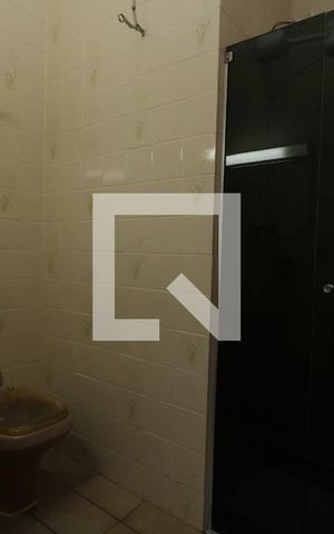 Casa à venda com 242m², 3 quartos e 3 vagasBanheiro Social
