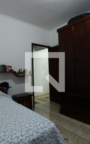 Casa à venda com 242m², 3 quartos e 3 vagasQuarto 2