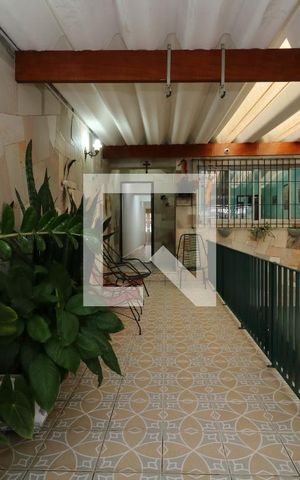 Casa à venda com 242m², 3 quartos e 3 vagasEntrada