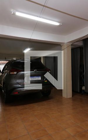 Casa à venda com 242m², 3 quartos e 3 vagasGaragem
