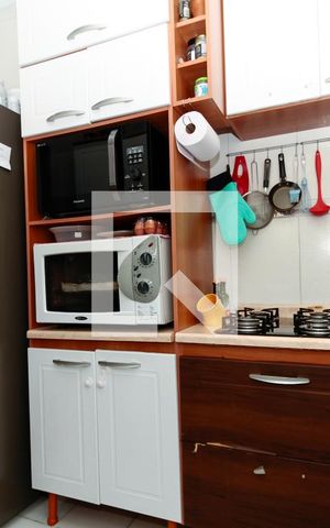 Apartamento à venda com 74m², 2 quartos e 1 vaga Apartamento à venda com 74m², 2 quartos e 1 vagaCozinha