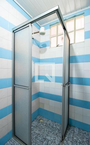 Casa para alugar com 700m², 7 quartos e 1 vaga Casa para alugar com 700m², 7 quartos e 1 vagaBanheiro de serviço