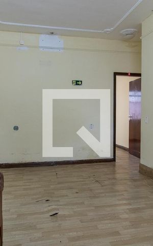 Casa para alugar com 700m², 7 quartos e 1 vaga Casa para alugar com 700m², 7 quartos e 1 vagaQuarto 4