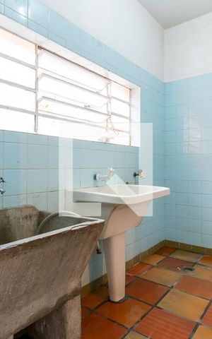 Casa para alugar com 700m², 7 quartos e 1 vaga Casa para alugar com 700m², 7 quartos e 1 vagaÁrea de Serviço