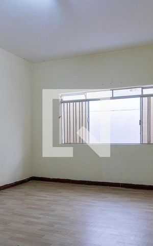 Casa para alugar com 700m², 7 quartos e 1 vaga Casa para alugar com 700m², 7 quartos e 1 vagaQuarto 3