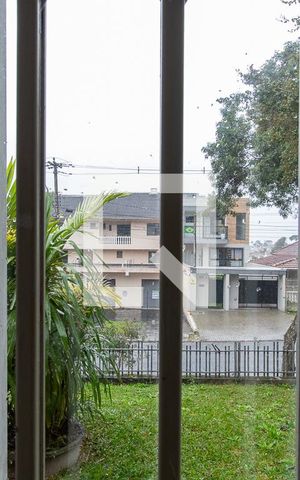 Casa para alugar com 700m², 7 quartos e 1 vaga Casa para alugar com 700m², 7 quartos e 1 vagaVista da Sala