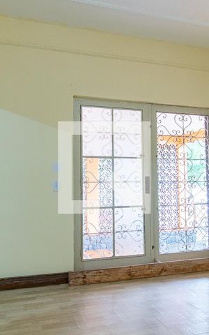 Casa para alugar com 700m², 7 quartos e 1 vaga Casa para alugar com 700m², 7 quartos e 1 vagaQuarto 1