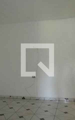 Casa para alugar com 39m², 1 quarto e sem vagaSala