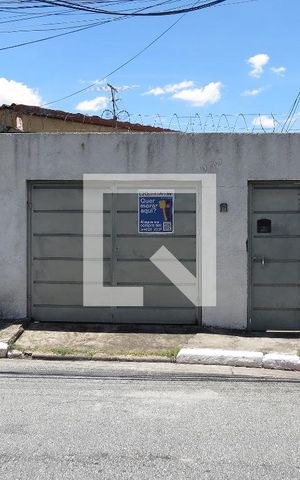 Casa para alugar com 39m², 1 quarto e sem vagaFachada