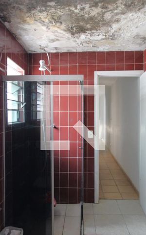 Casa à venda com 115m², 3 quartos e 2 vagasBanheiro