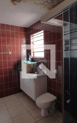 Casa à venda com 115m², 3 quartos e 2 vagasBanheiro