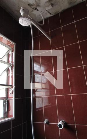 Casa à venda com 115m², 3 quartos e 2 vagasBanheiro