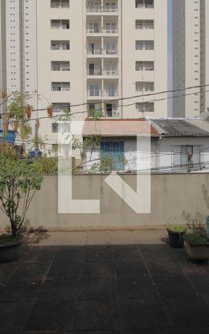 Casa à venda com 115m², 3 quartos e 2 vagasSacada da suíte