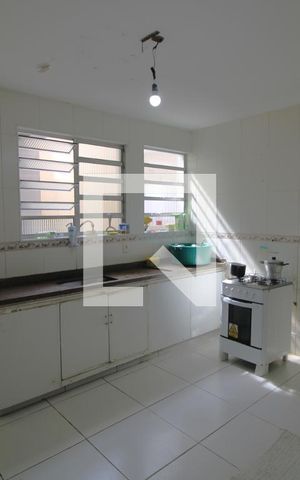 Casa à venda com 115m², 3 quartos e 2 vagasCozinha