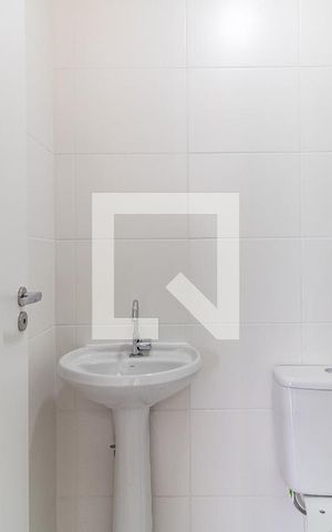 Apartamento à venda com 34m², 2 quartos e sem vaga Apartamento à venda com 34m², 2 quartos e sem vagaBanheiro