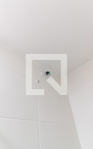 Apartamento à venda com 34m², 2 quartos e sem vaga Apartamento à venda com 34m², 2 quartos e sem vagaBanheiro