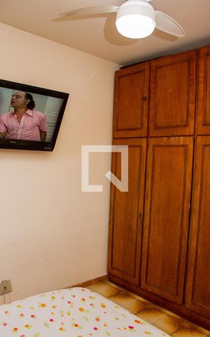 Apartamento para alugar com 58m², 2 quartos e 1 vagaQuarto 02