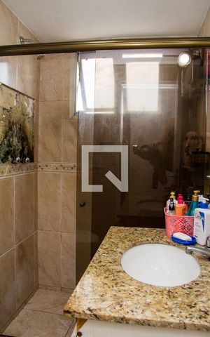 Apartamento para alugar com 58m², 2 quartos e 1 vagaBanheiro Social