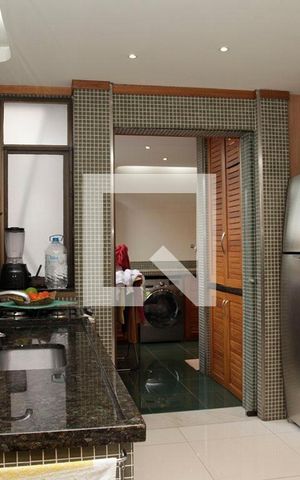 Apartamento para alugar com 98m², 3 quartos e sem vagaCozinha