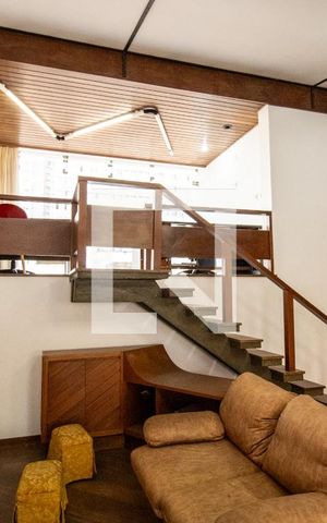 Casa à venda com 544m², 5 quartos e 3 vagas Casa à venda com 544m², 5 quartos e 3 vagasSala 3