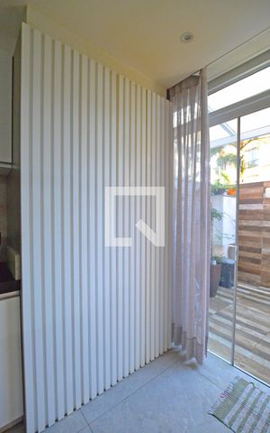 Casa de condomínio para alugar com 117m², 3 quartos e 1 vagaÁrea de Serviço