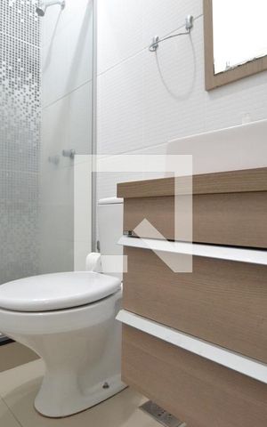 Casa de condomínio para alugar com 117m², 3 quartos e 1 vagaBanheiro Social