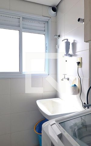 Apartamento à venda com 60m², 2 quartos e 1 vagaÁrea de Serviço