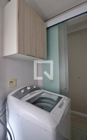 Apartamento à venda com 60m², 2 quartos e 1 vagaÁrea de Serviço