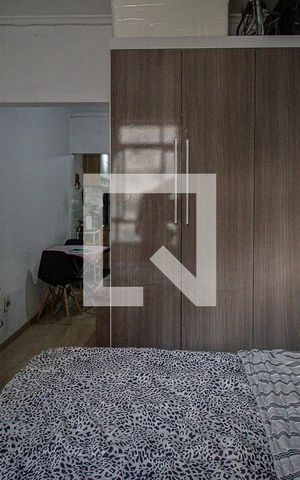 Studio à venda com 41m², 1 quarto e sem vaga Studio à venda com 41m², 1 quarto e sem vagaQuarto