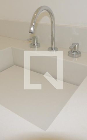 Apartamento à venda com 170m², 3 quartos e 2 vagasSuíte 3 - Banheiro