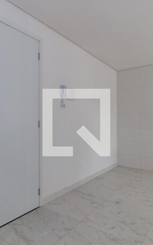 Apartamento à venda com 30m², 1 quarto e sem vaga Apartamento à venda com 30m², 1 quarto e sem vagaSala