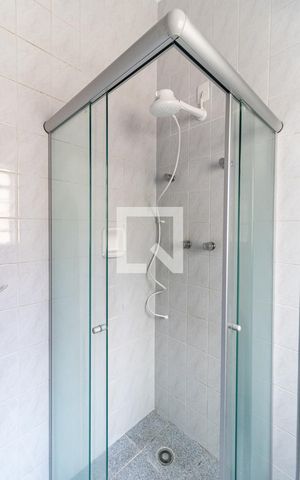 Apartamento para alugar com 120m², 4 quartos e 1 vaga Apartamento para alugar com 120m², 4 quartos e 1 vagaBanheiro da Suíte