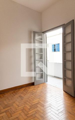 Apartamento para alugar com 120m², 4 quartos e 1 vaga Apartamento para alugar com 120m², 4 quartos e 1 vagaQuarto 4