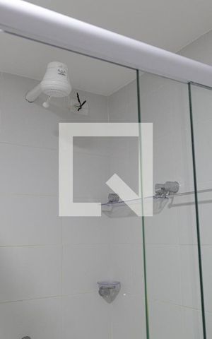 Studio à venda com 27m², 1 quarto e sem vaga Studio à venda com 27m², 1 quarto e sem vagaBanheiro