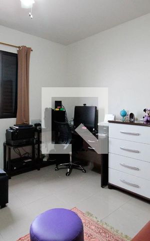 Casa à venda com 235m², 3 quartos e 2 vagas Casa à venda com 235m², 3 quartos e 2 vagasQuarto 1