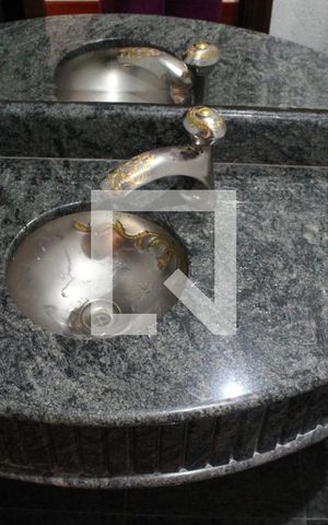 Apartamento à venda com 156m², 2 quartos e 2 vagasLavabo