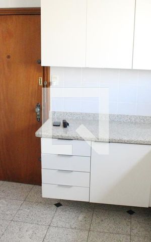 Apartamento à venda com 156m², 2 quartos e 2 vagasCozinha
