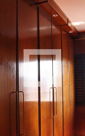 Apartamento à venda com 156m², 2 quartos e 2 vagasCloset Suíte