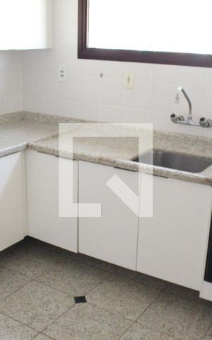 Apartamento à venda com 156m², 2 quartos e 2 vagasCozinha
