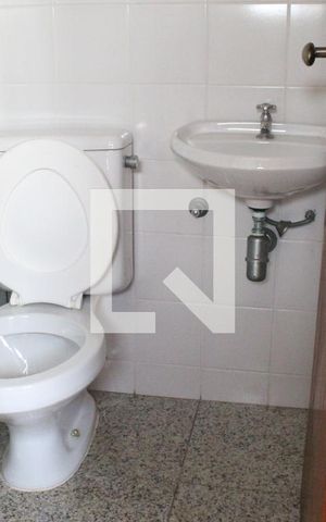 Apartamento à venda com 156m², 2 quartos e 2 vagasBanheiro de Serviço