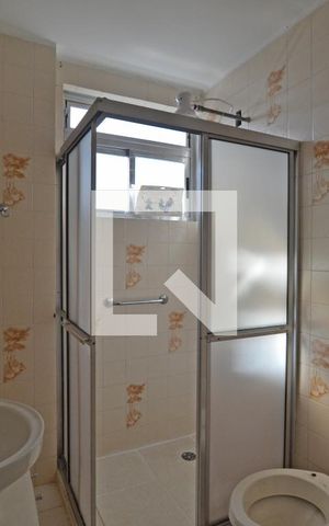 Apartamento à venda com 71m², 2 quartos e sem vagaBanheiro