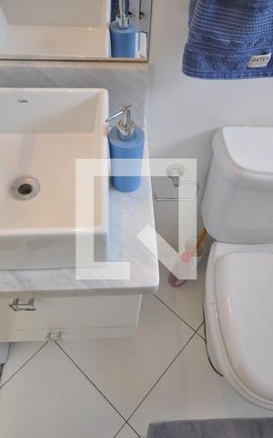 Casa à venda com 240m², 3 quartos e 2 vagasBanheiro da Suíte 2