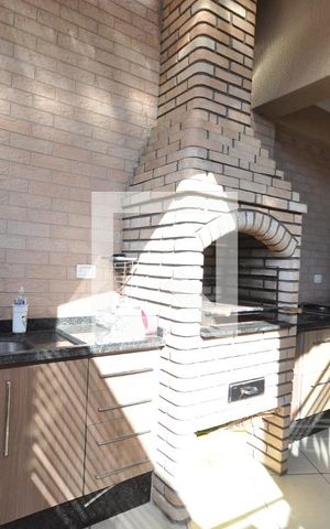 Casa à venda com 240m², 3 quartos e 2 vagasChurrasqueira
