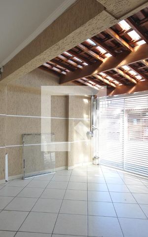 Casa à venda com 240m², 3 quartos e 2 vagasGaragem