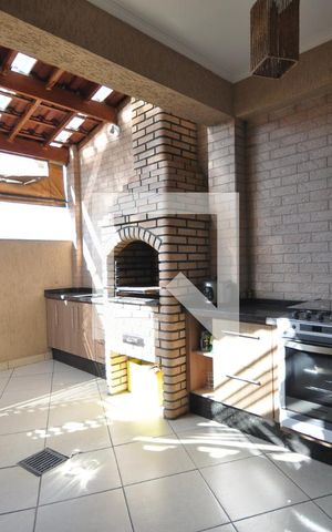 Casa à venda com 240m², 3 quartos e 2 vagasChurrasqueira